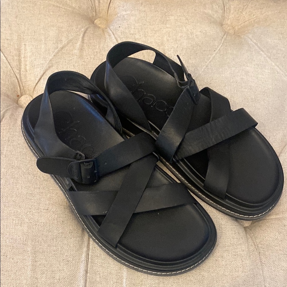 Women’s Townes Chaco Black Leather Strappy Sandals